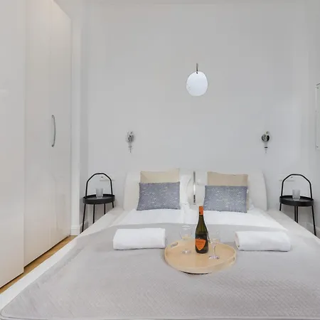 アパート Stylish Parkowa In By Renters *